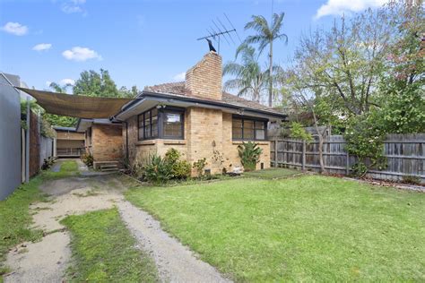 31 bonanza road beaumaris  View sold price history for this house & median property prices for Beaumaris, VIC 3193